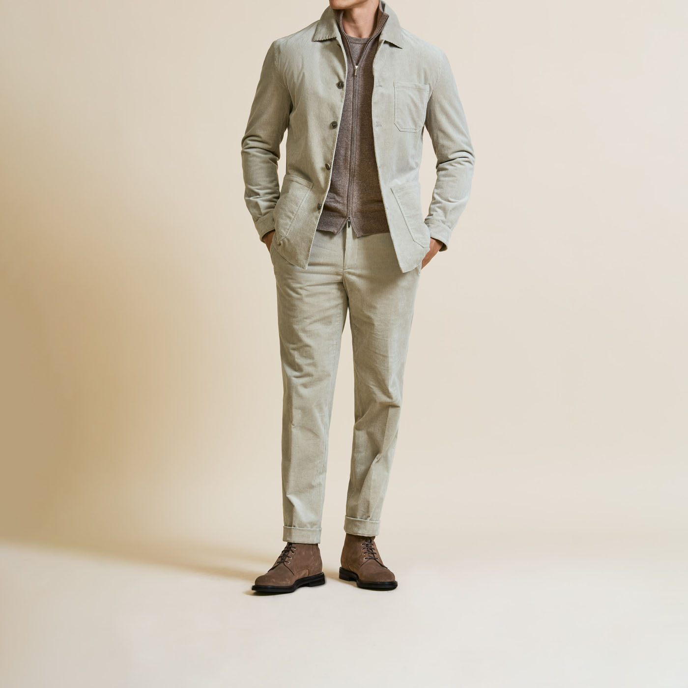 A Pearce Bespoke custom suit on a male model.