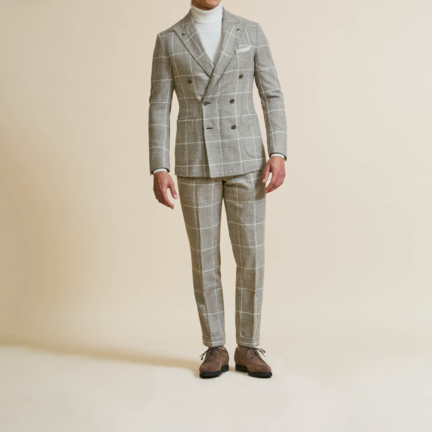 A Pearce Bespoke custom suit on a male model.