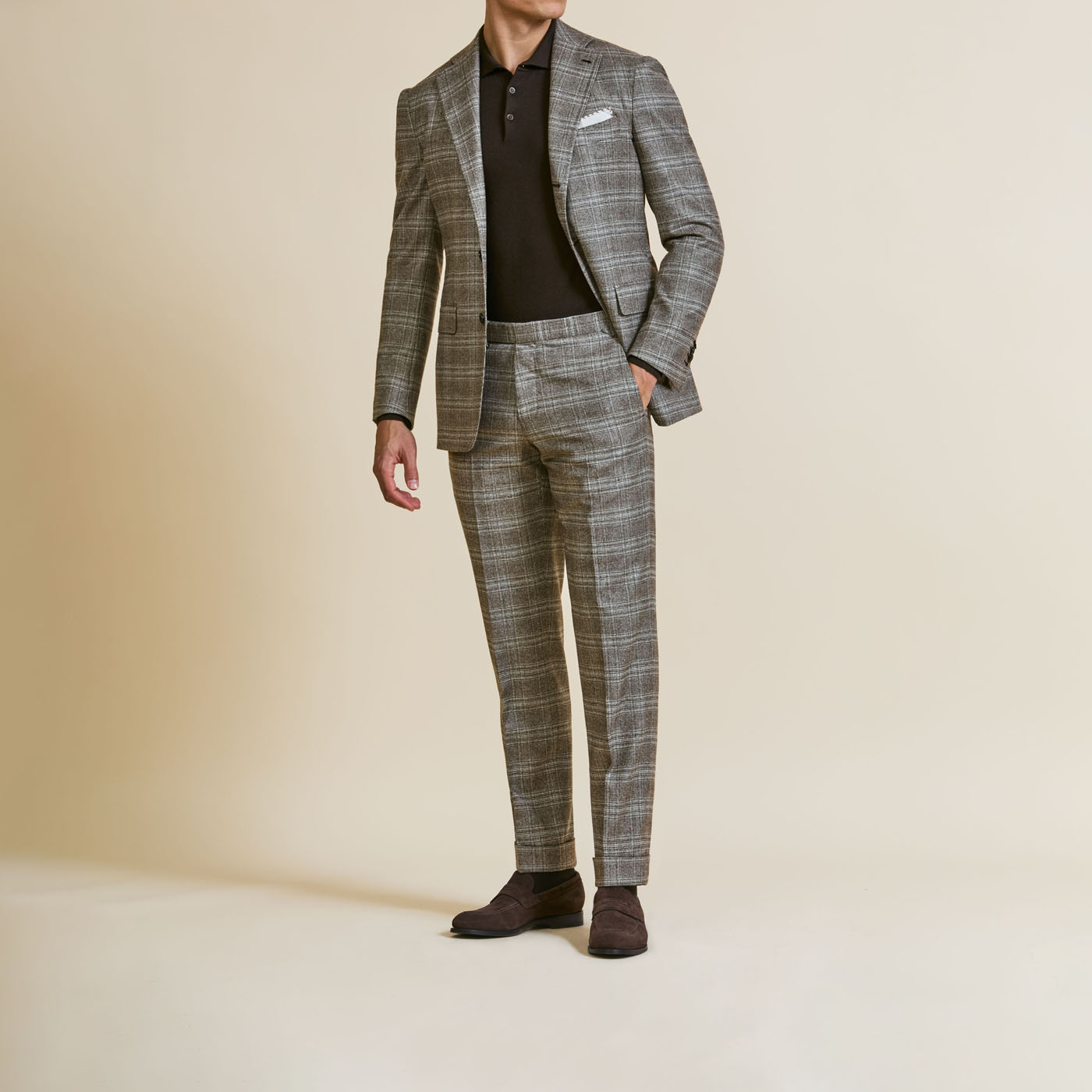 A Pearce Bespoke custom suit on a male model.