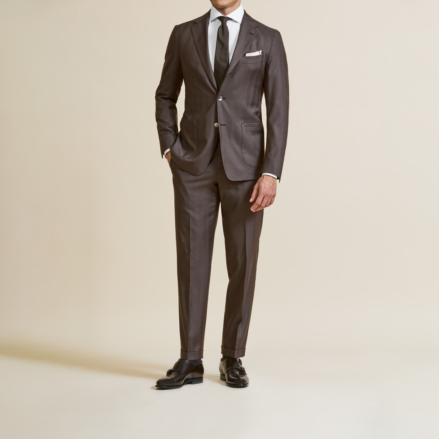 A Pearce Bespoke custom suit on a male model.