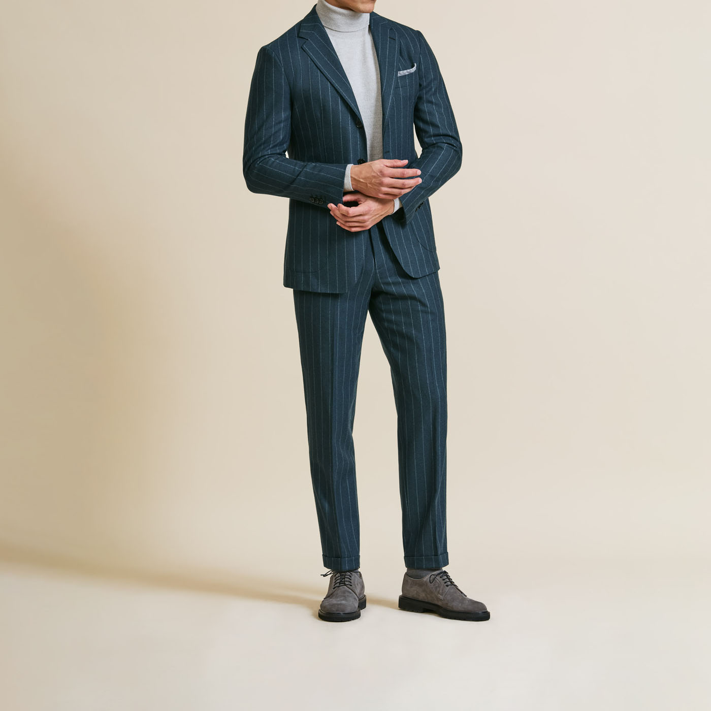A Pearce Bespoke custom suit on a male model.