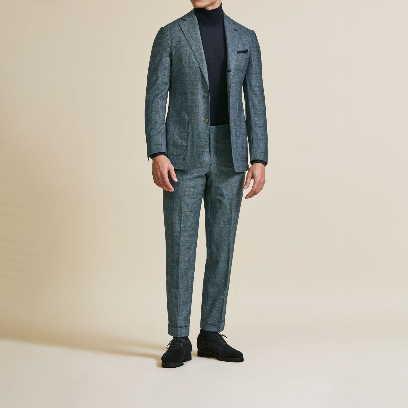 A Pearce Bespoke custom suit on a male model.