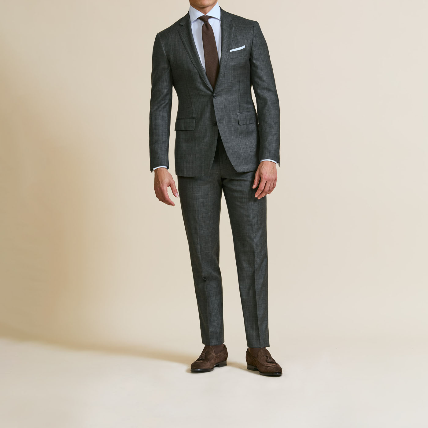 A Pearce Bespoke custom suit on a male model.