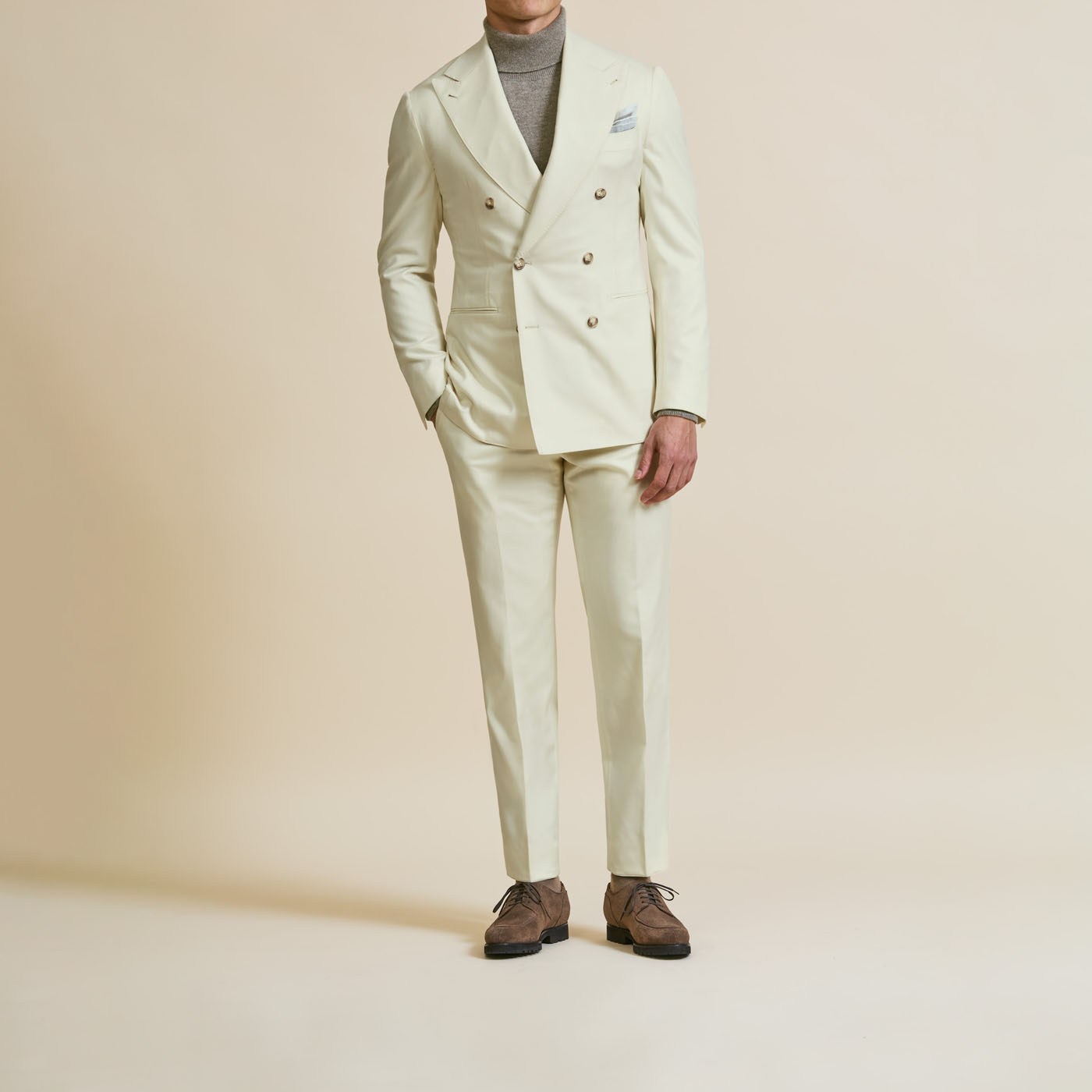 A Pearce Bespoke custom suit on a male model.
