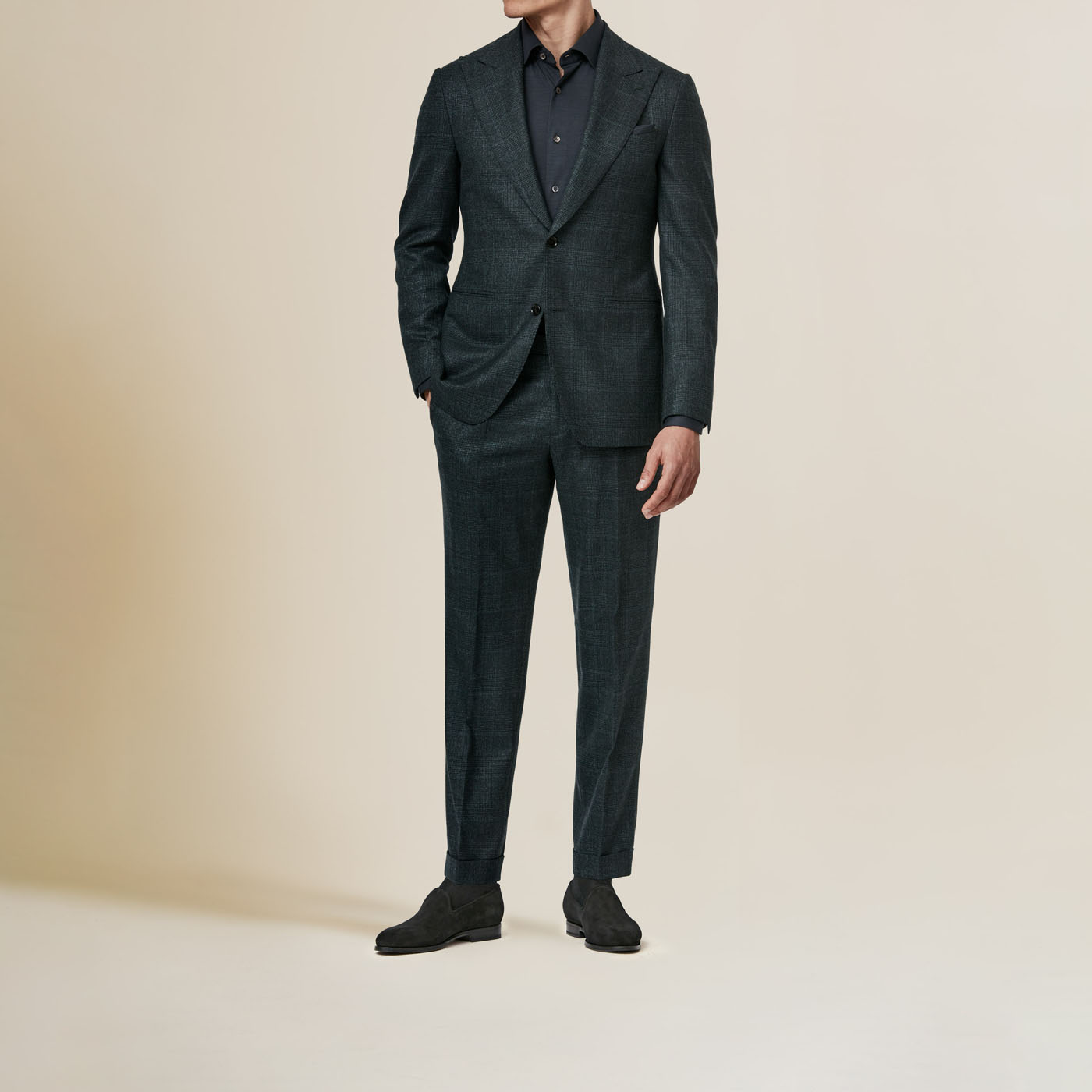 A Pearce Bespoke custom suit on a male model.