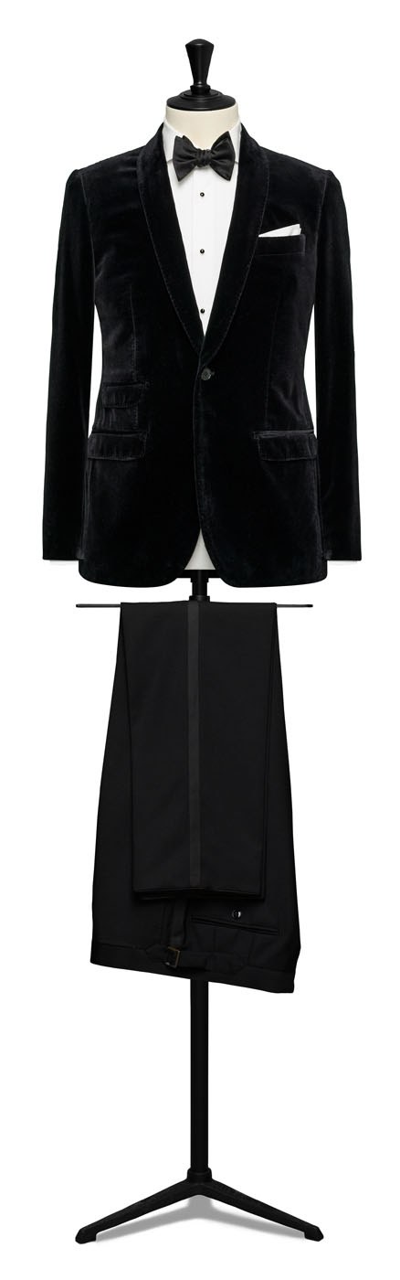 A mens formal custom suit from Pearce Bespoke.