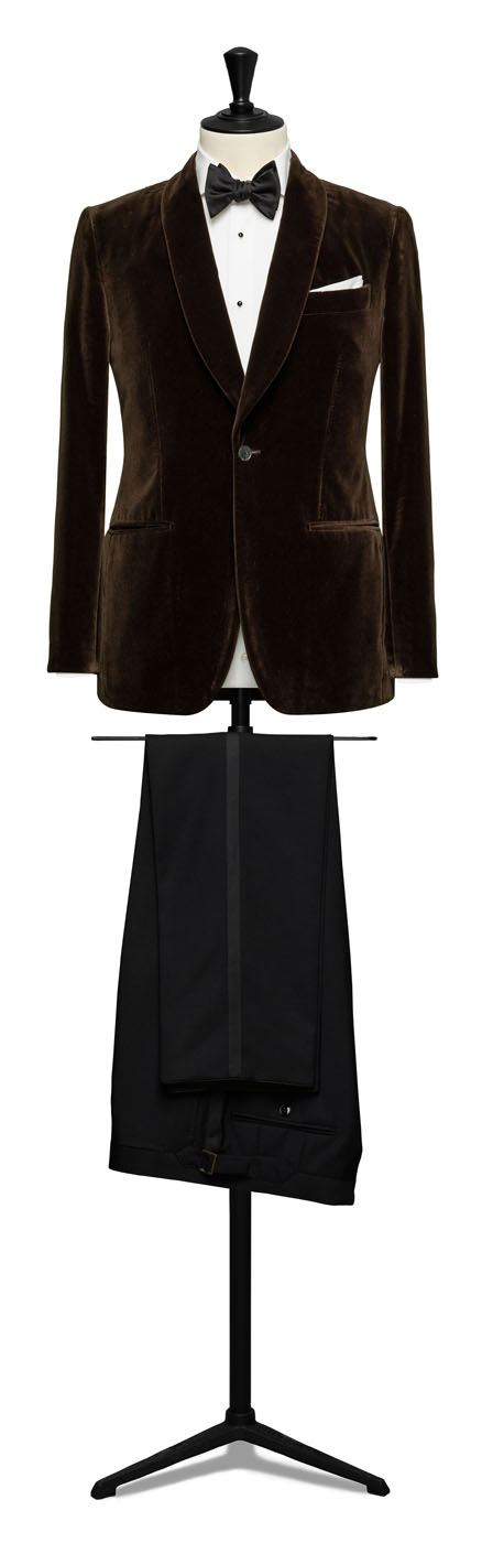 A mens formal custom suit from Pearce Bespoke.